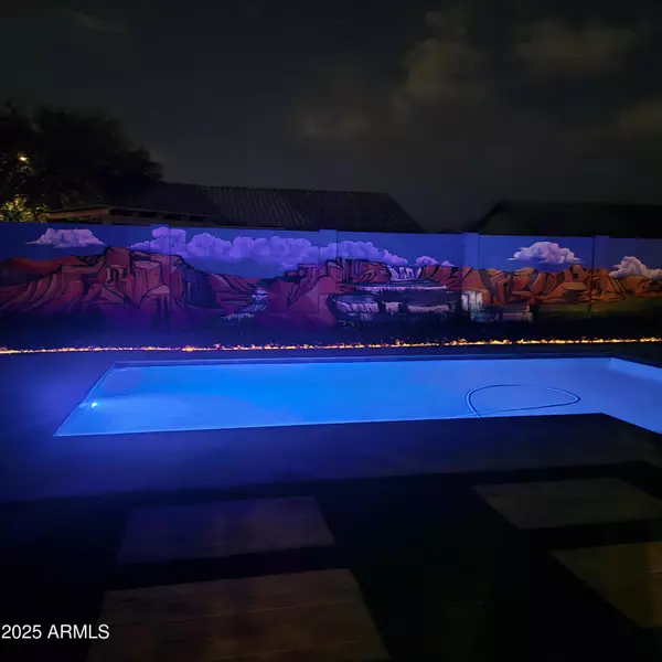 Phoenix, AZ 85042,1325 E Branham Lane