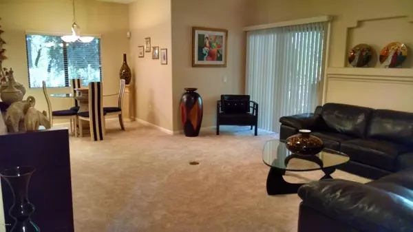Scottsdale, AZ 85260,15050 N THOMPSON PEAK Parkway #1033