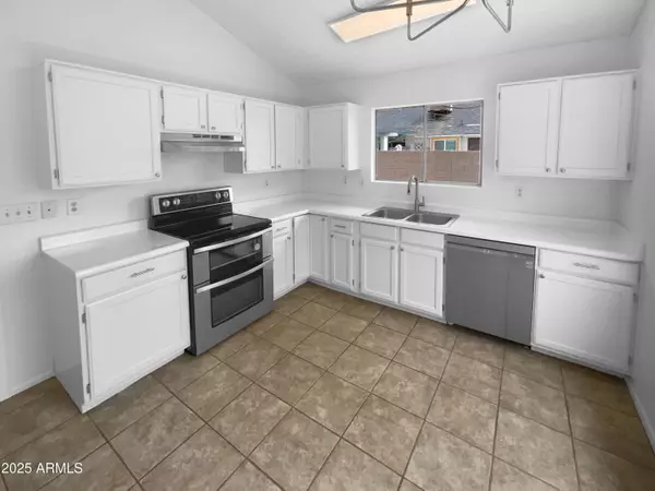 Glendale, AZ 85303,6547 N 73RD Drive