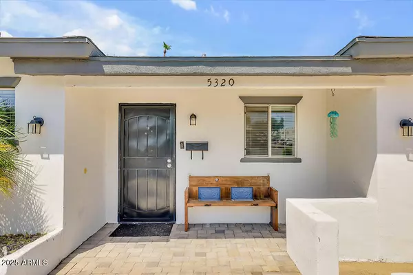 Phoenix, AZ 85018,5320 E THOMAS Road