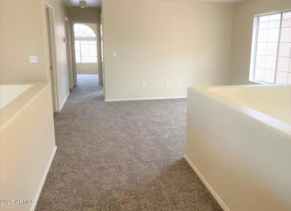 Phoenix, AZ 85048,1529 E South Fork Drive