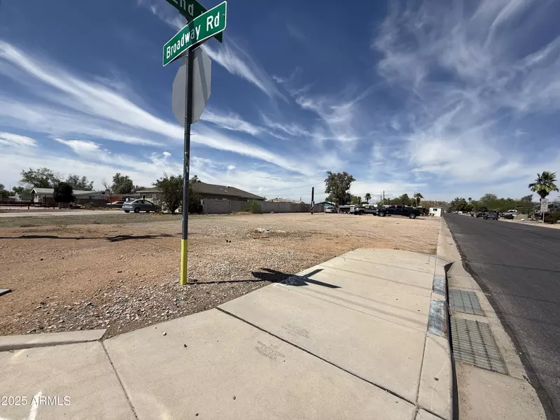 8230 E BROADWAY Road #14, Mesa, AZ 85208