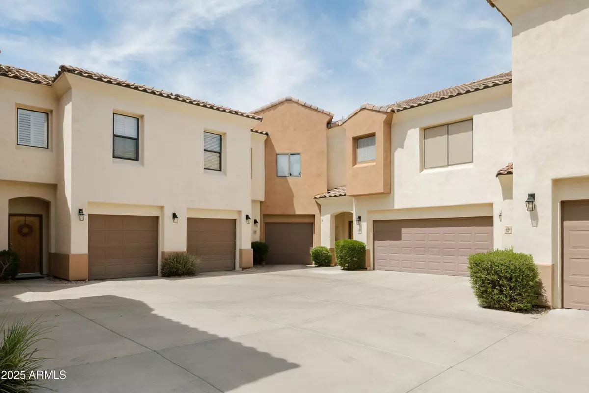 Phoenix, AZ 85021,1102 W GLENDALE Avenue #123