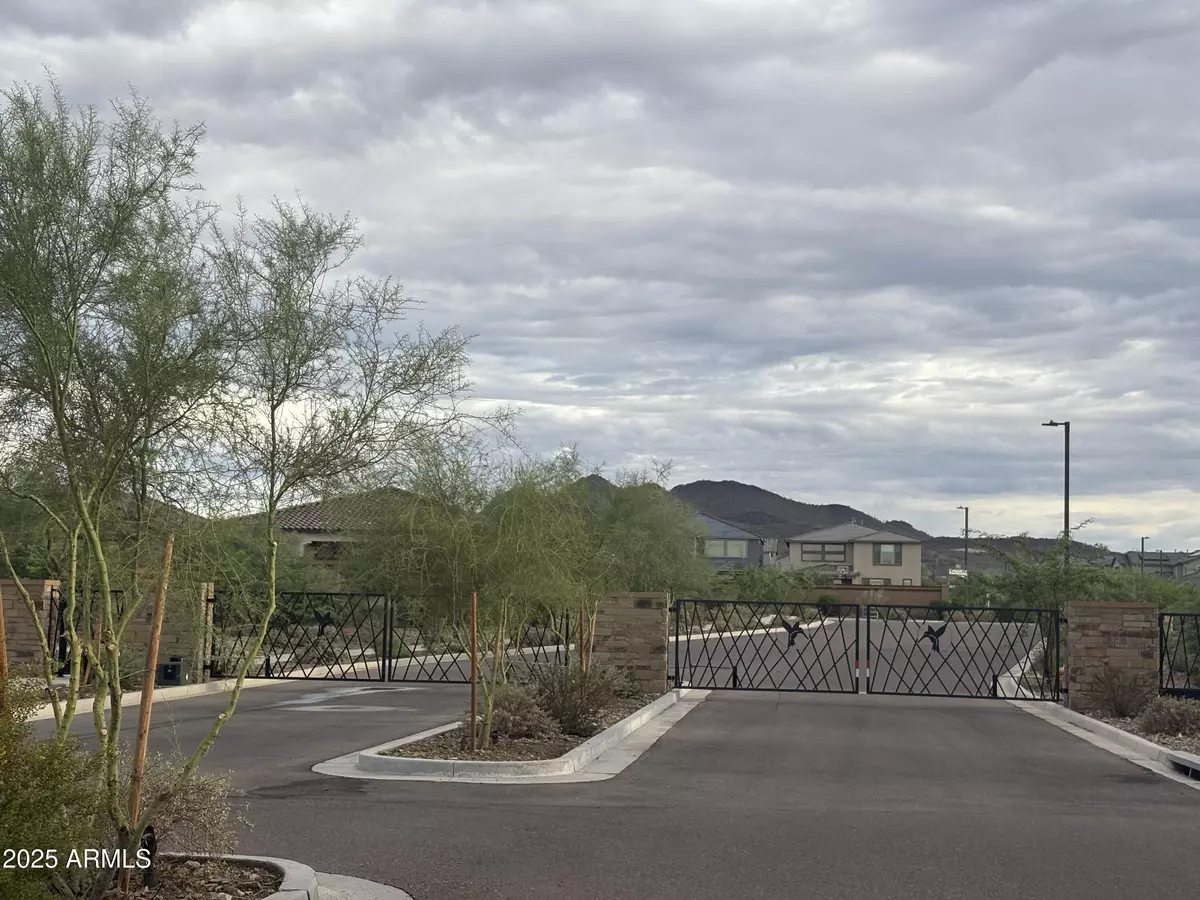 Phoenix, AZ 85085,1929 W Burnside Trail