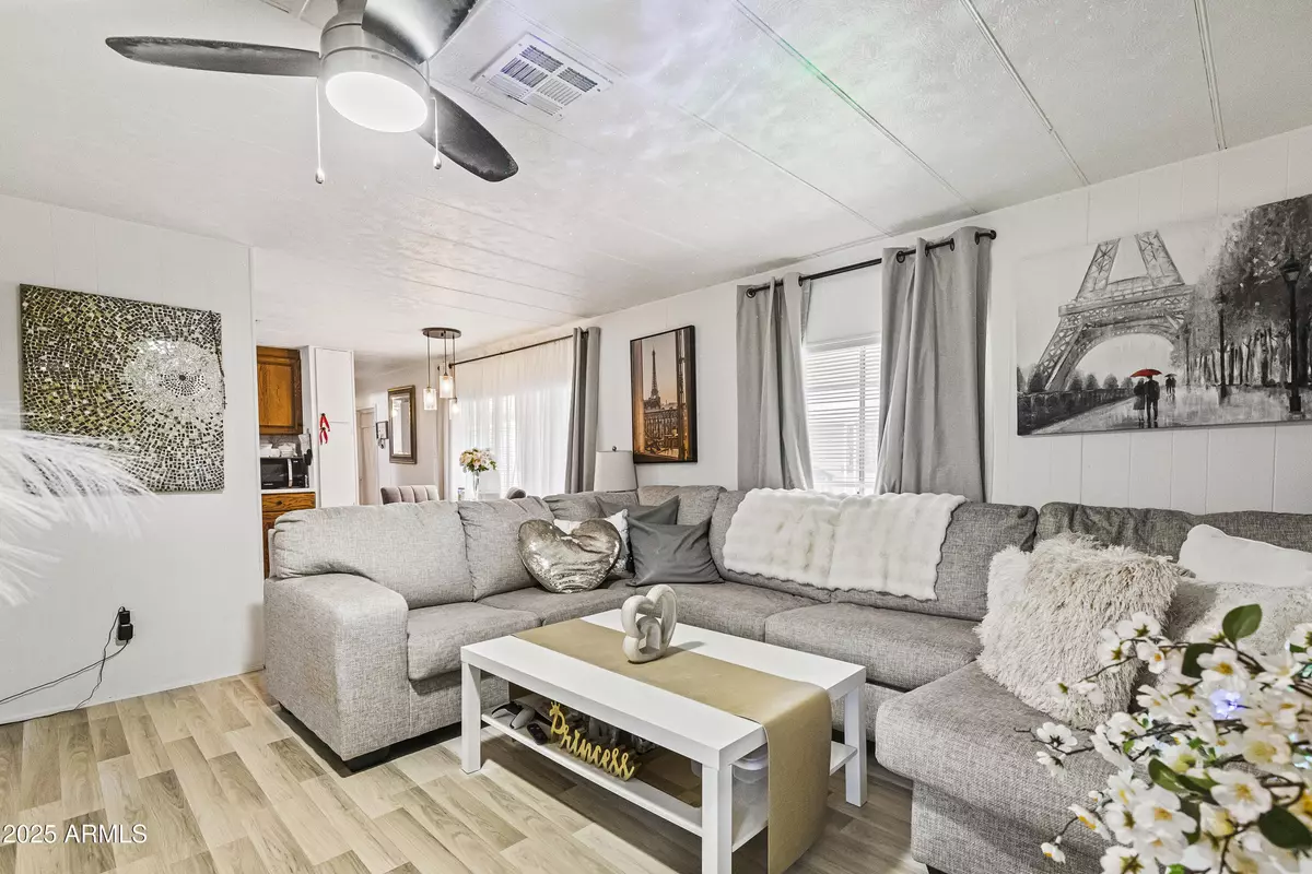 Glendale, AZ 85302,8401 N 67 Avenue #128