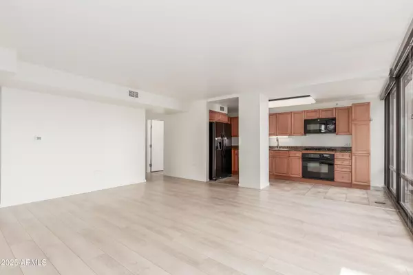 Phoenix, AZ 85016,4808 N 24TH Street #1005