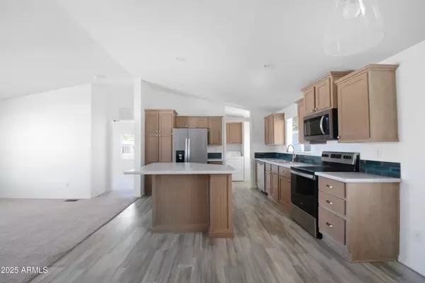 Glendale, AZ 85301,8601 N 71st Avenue #100