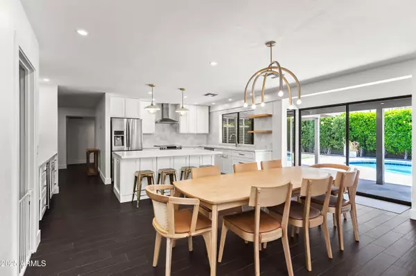 Scottsdale, AZ 85258,8007 E DEL TESORO Drive