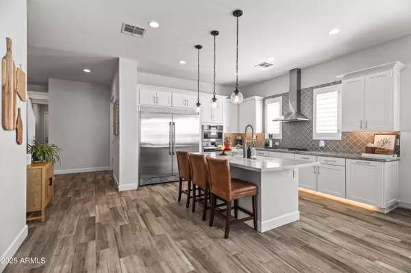 Phoenix, AZ 85018,3838 E CRITTENDEN Lane