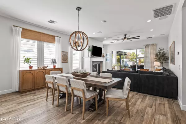 Phoenix, AZ 85018,3838 E CRITTENDEN Lane