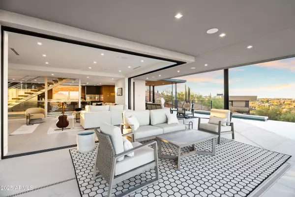 Fountain Hills, AZ 85268,9814 N RED BLUFF Drive