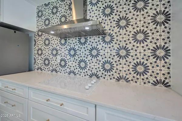 Tempe, AZ 85282,1644 E BROADMOR Drive