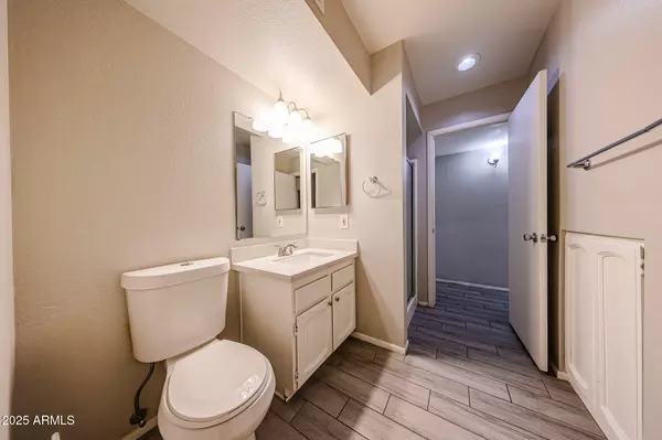 Glendale, AZ 85301,4608 W MARYLAND Avenue #127