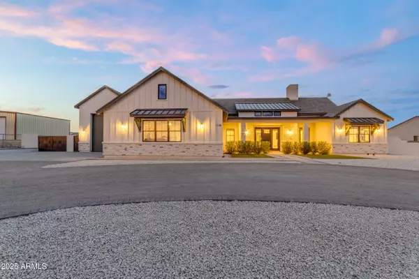 1138 W CATHERINE Lane, San Tan Valley, AZ 85144