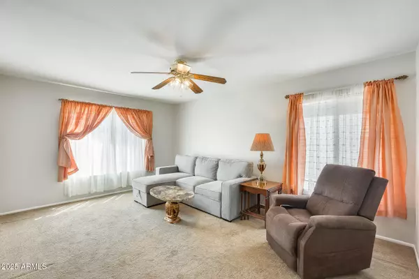Mesa, AZ 85202,2130 W EL MORO Avenue
