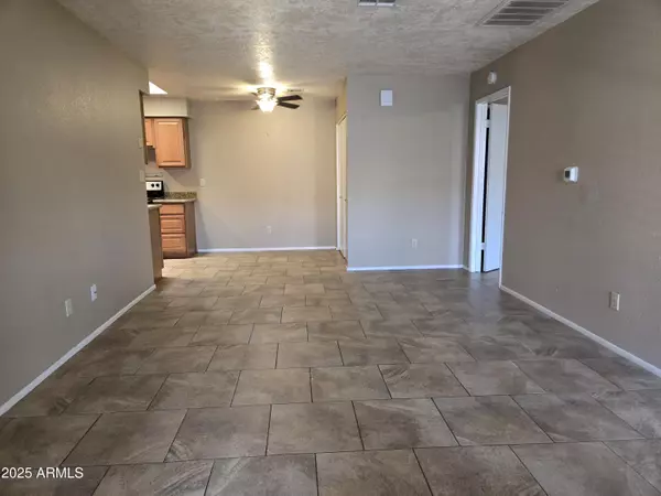 Glendale, AZ 85307,10815 W NORTHERN Avenue #123