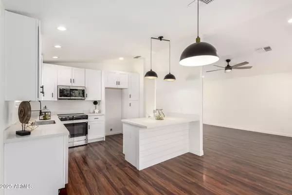 Mesa, AZ 85206,4038 E HOLMES Avenue