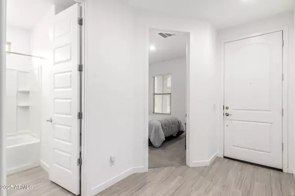 Surprise, AZ 85387,24789 N 171st Lane