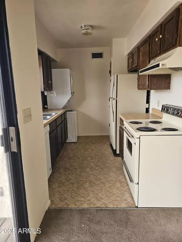 Sierra Vista, AZ 85635,1401 Paseo San Luis -- #D