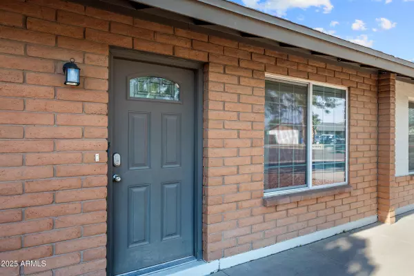 Phoenix, AZ 85023,1702 W MICHELLE Drive