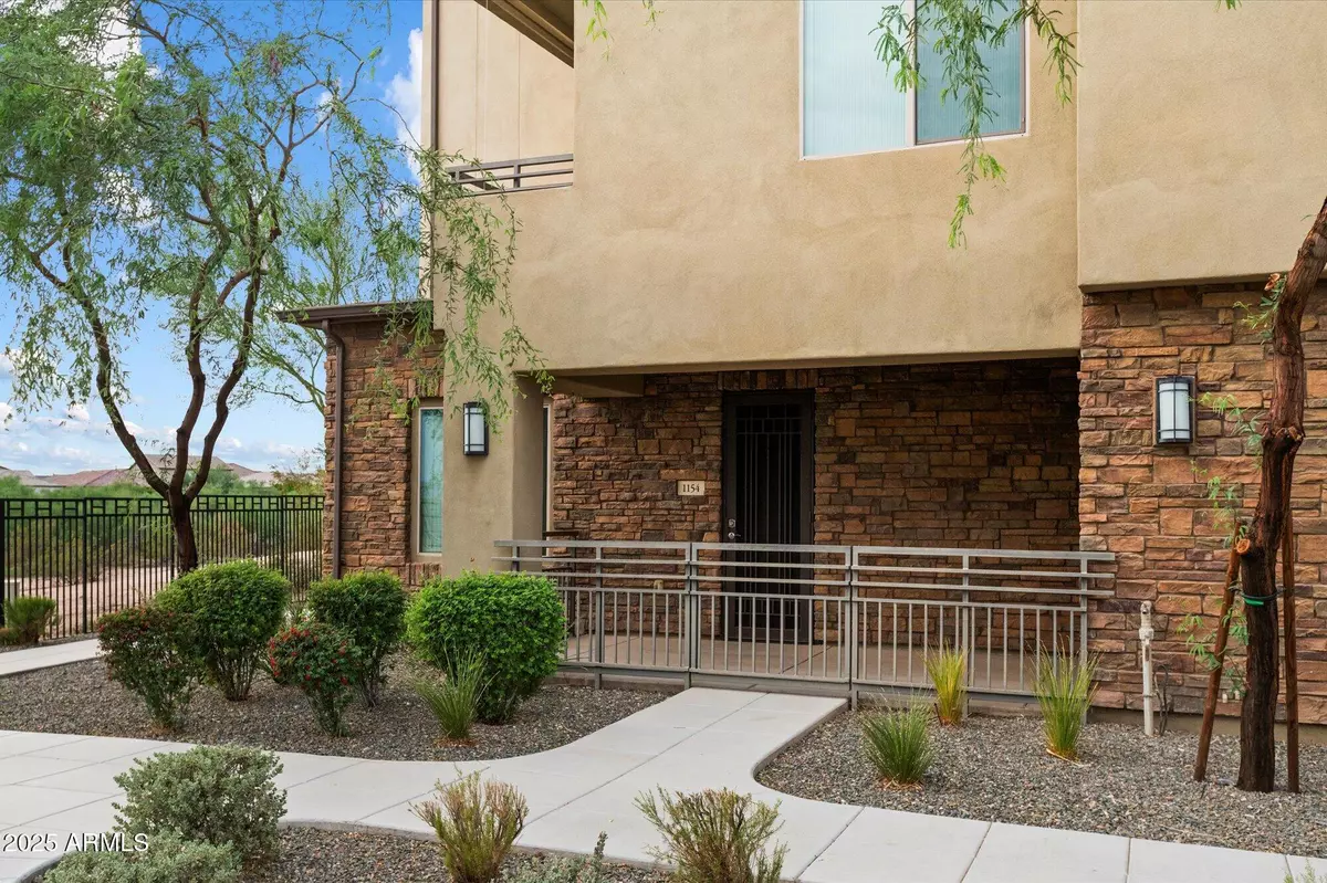 Phoenix, AZ 85054,17850 N 68th Street #1154