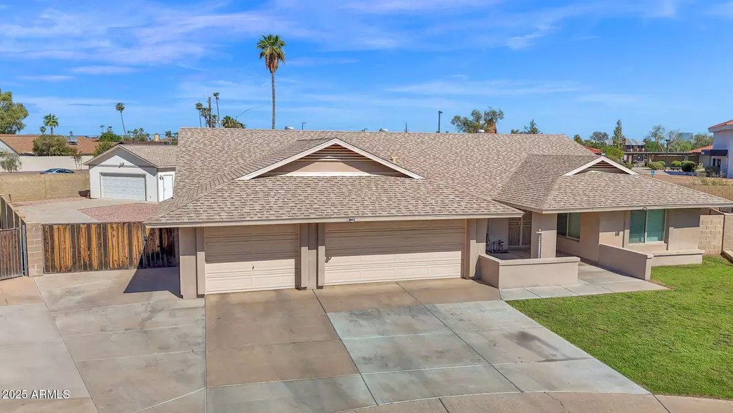 1160 W MADERO Circle, Mesa, AZ 85210