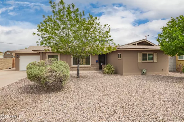 Phoenix, AZ 85015,1636 W TUCKEY Lane
