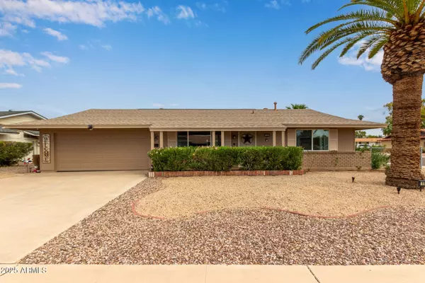 11002 W SALEM Drive, Sun City, AZ 85351