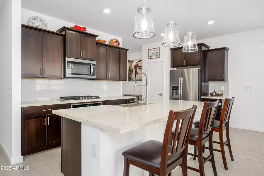 4402 W STICKLEAF Way, San Tan Valley, AZ 85144