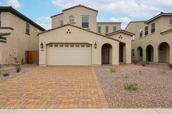 7679 W NOSEAN Road, Peoria, AZ 85383