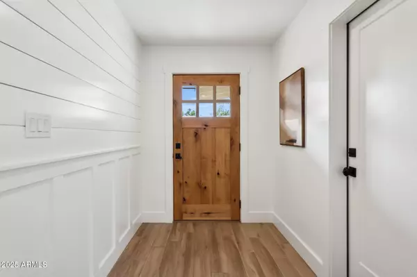 Phoenix, AZ 85020,1028 E MANZANITA Drive