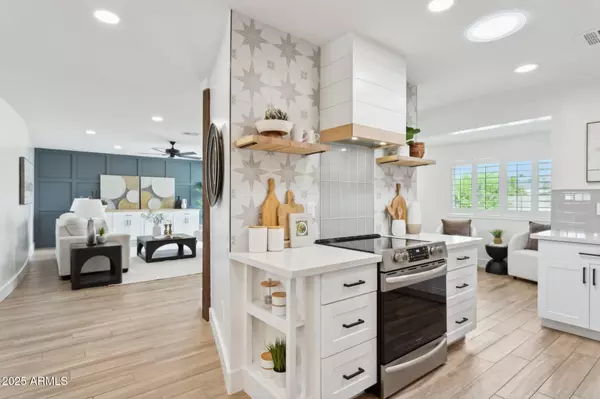 1028 E MANZANITA Drive, Phoenix, AZ 85020