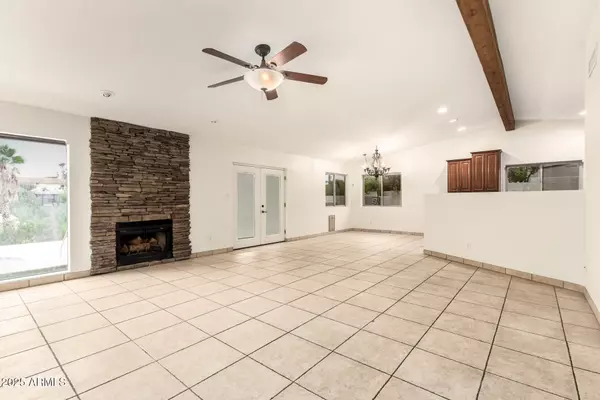 Fountain Hills, AZ 85268,15821 E THISTLE Drive