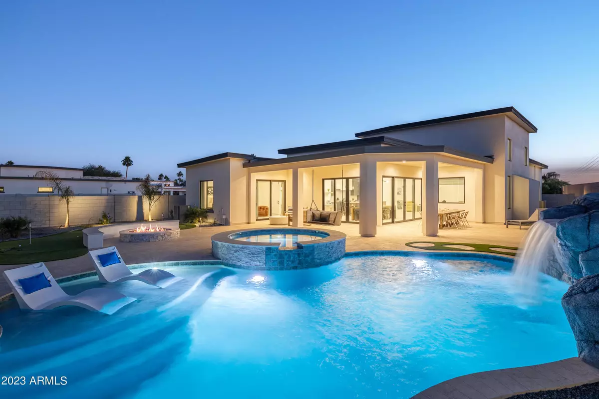 Scottsdale, AZ 85260,13648 N 88th Place