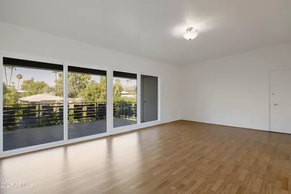 Phoenix, AZ 85016,5150 N 20TH Street #214