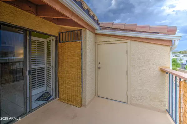 Phoenix, AZ 85021,8301 N 21ST Drive #F203