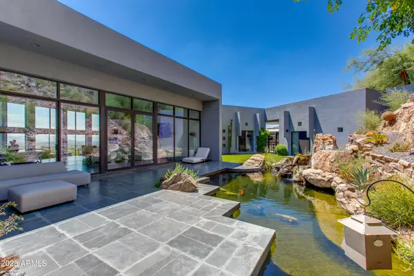 Paradise Valley, AZ 85253,4228 E HIGHLANDS Drive