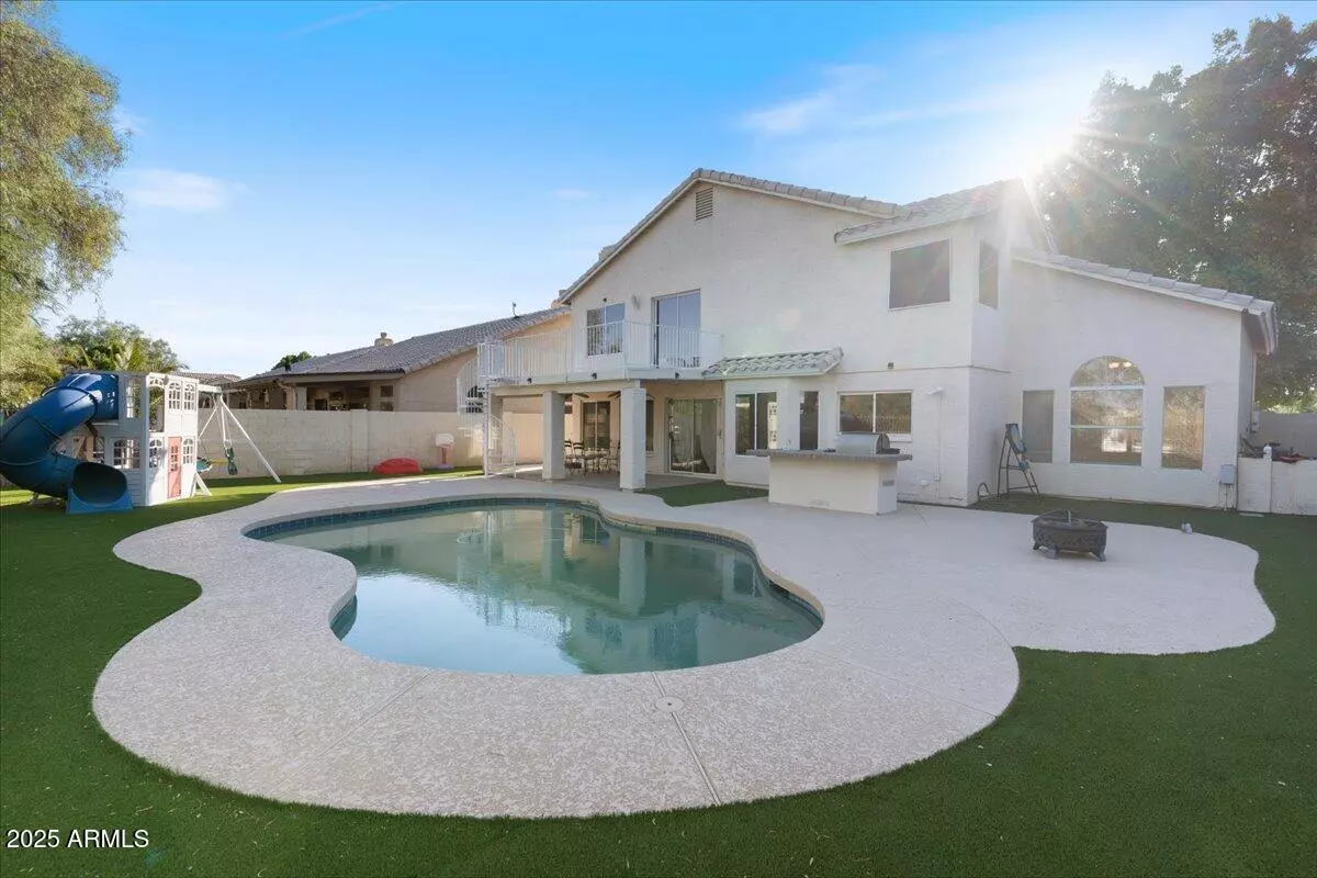 Gilbert, AZ 85233,1301 N KINGSTON Street