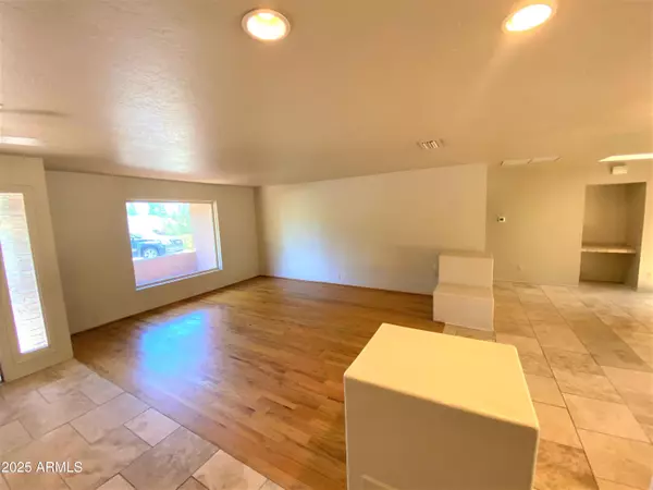 Sedona, AZ 86336,10 Cougar Drive