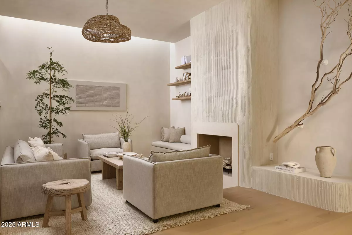 Paradise Valley, AZ 85253,5101 N CASA BLANCA Drive #223