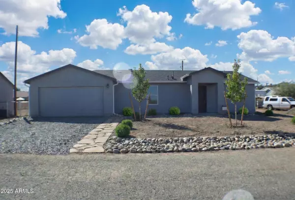 20157 E CEDAR CANYON Drive, Mayer, AZ 86333