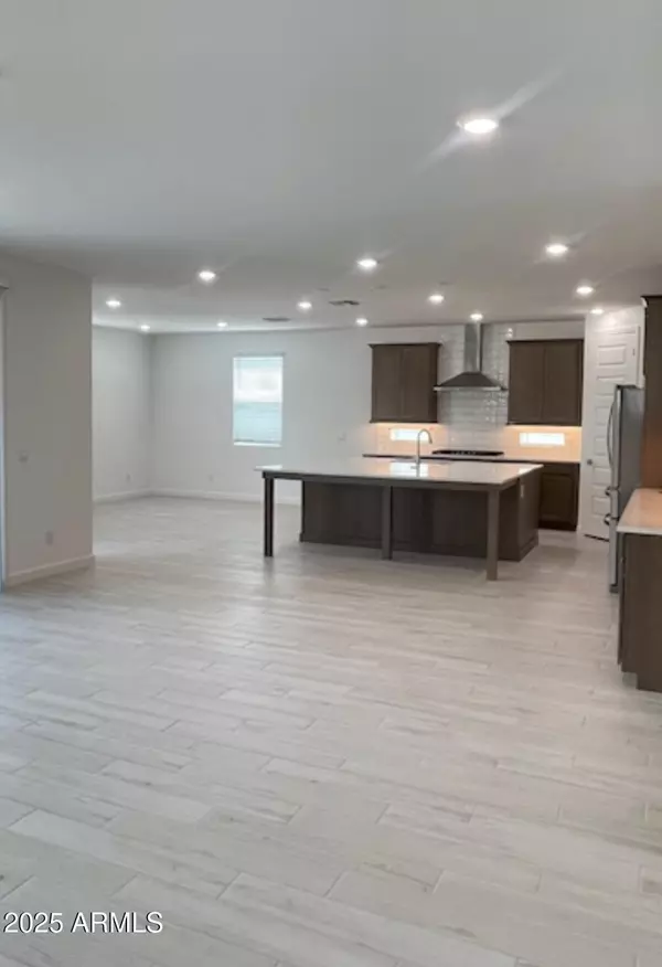 Peoria, AZ 85383,7392 W BUCKHORN Trail