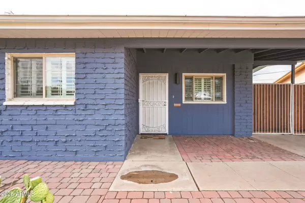 Phoenix, AZ 85013,457 W MULBERRY Drive