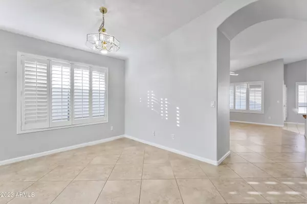 Phoenix, AZ 85044,4728 E SOUTH FORK Drive