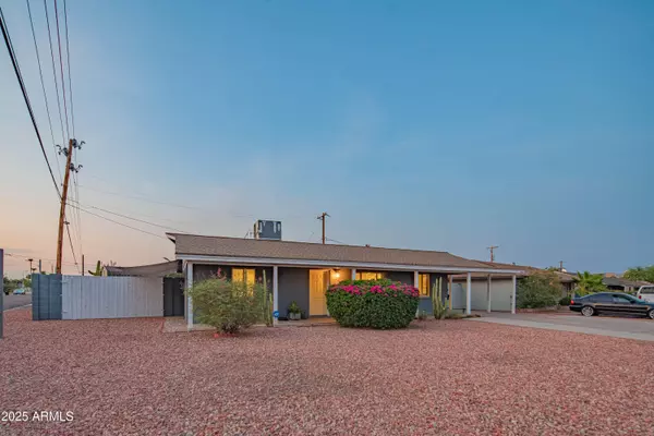 Scottsdale, AZ 85257,7002 E HOLLY Street
