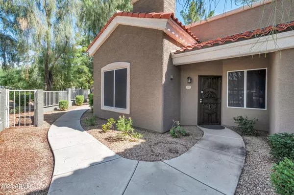 Phoenix, AZ 85027,2929 W YORKSHIRE Drive #1102