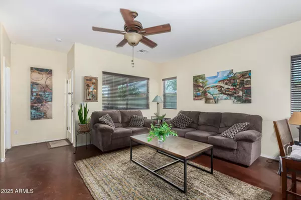 Goodyear, AZ 85338,18556 W VOGEL Avenue