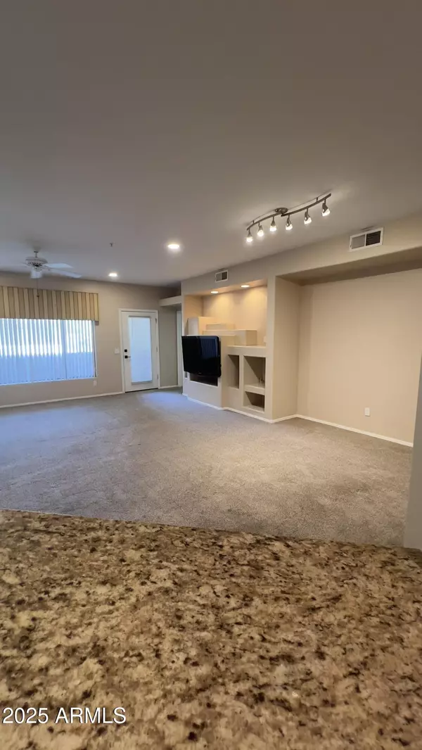 Chandler, AZ 85225,1351 N PLEASANT Drive #2115