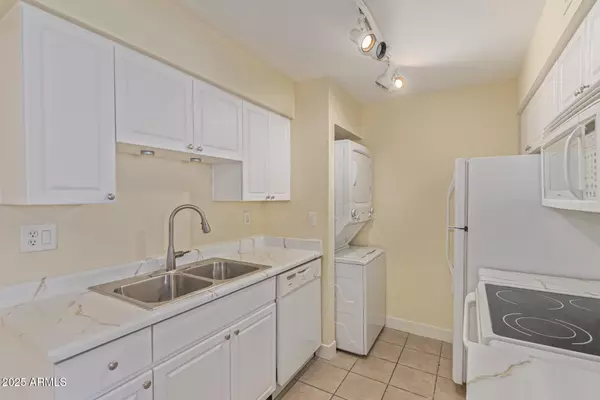 Scottsdale, AZ 85250,5995 N 78TH Street #1037