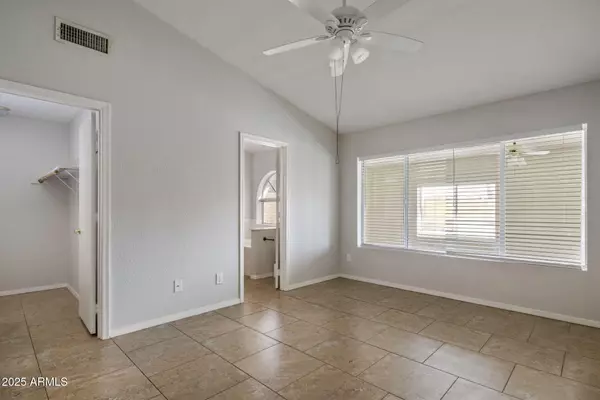 Phoenix, AZ 85027,209 W BEHREND Drive